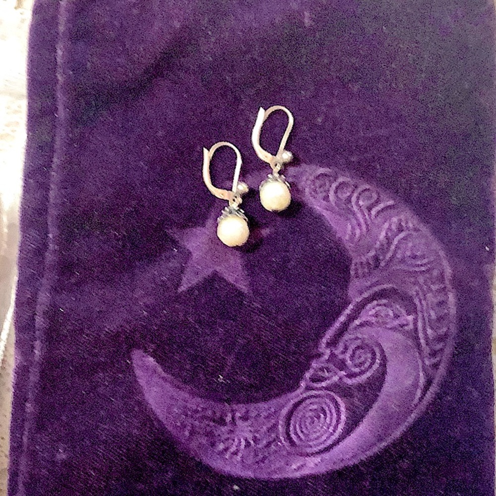 Oxidized Sterling Silver Faceted Fresh Water Pearl Earrings.